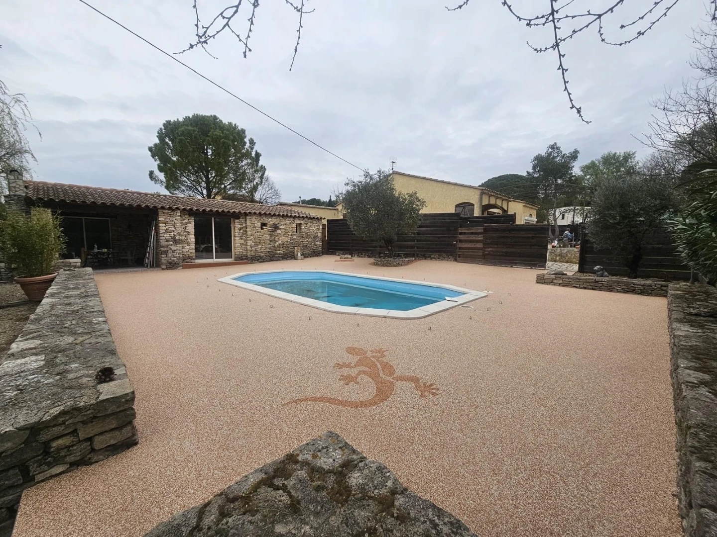 Après Living Stone