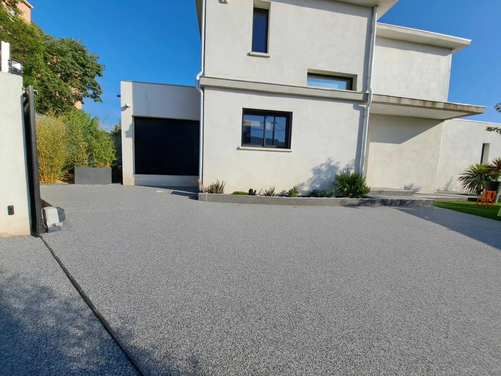 Moquette de pierre pour entrée de garage