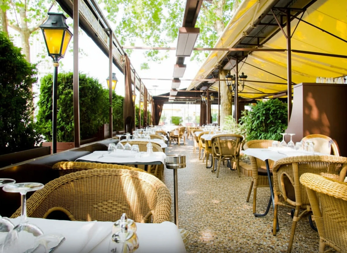 Salle de restaurant habillée en moquette de pierre esthétique et résistante au passage