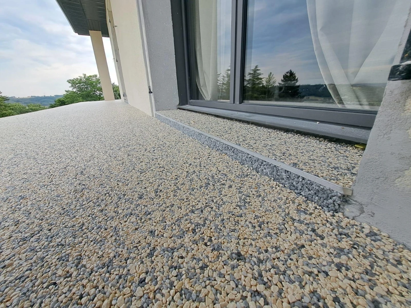 Terrasse en résine bi-ton